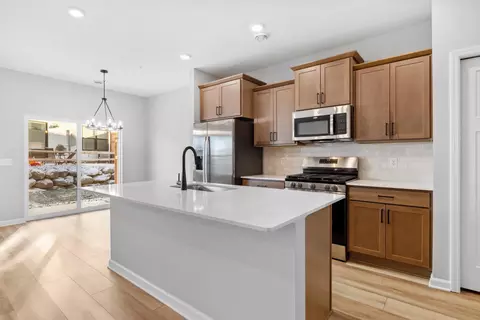 23189 Creekview Ct, Rogers, MN 55374
