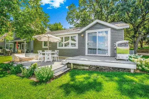 4258 114th Ave NE, Spicer, MN 56288
