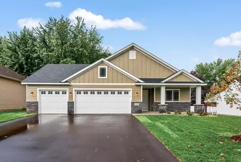 423 Creek View Cir SE, Saint Michael, MN 55376