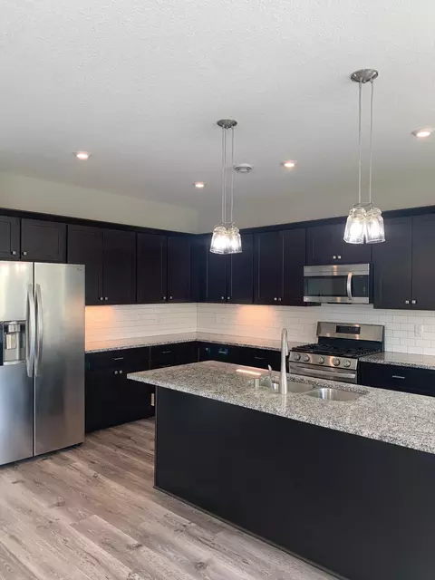 9952 Zilla St NW, Coon Rapids, MN 55433