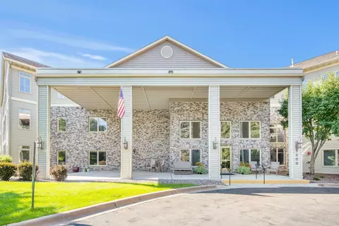 5200 Pathways Ave #312, White Bear Lake, MN 55110