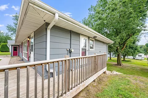 531 19th St, Windom, MN 56101 photo 5