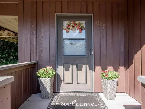 1503 S Timber Rdg, Fridley, MN 55432