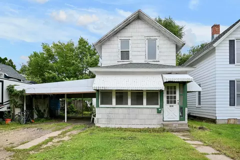 460 Lafayette St, Winona, MN 55987