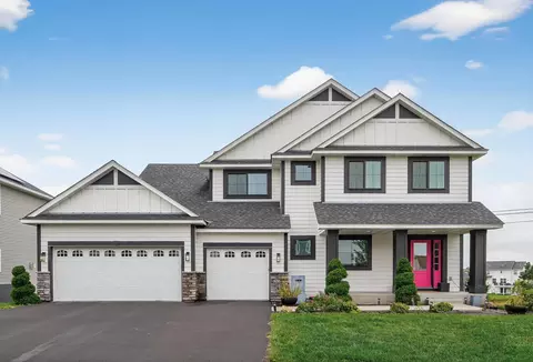 5366 Pine Island Rd, Woodbury, MN 55129