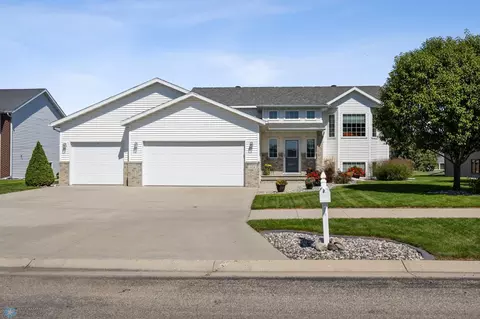 1106 4th Ave NE, Dilworth, MN 56529