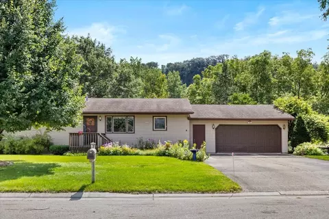 1100 Pine Grove Ln, Lake City, MN 55041