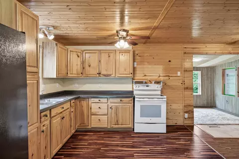 Kitchen - 2385 260th Ave, Cushing, WI 54006 photo 2 of 3
