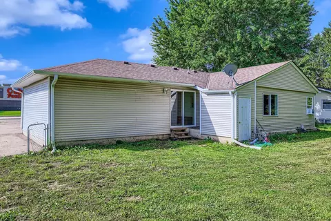 Exterior - 1021 Diffley Rd, Eagan, MN 55123 photo 2 of 2