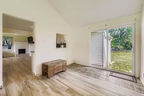 Entry Way - 1021 Diffley Rd, Eagan, MN 55123 photo 1 of 2