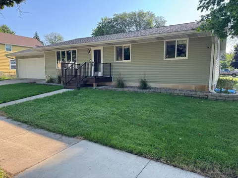1100 5th St NW, Austin, MN 55912