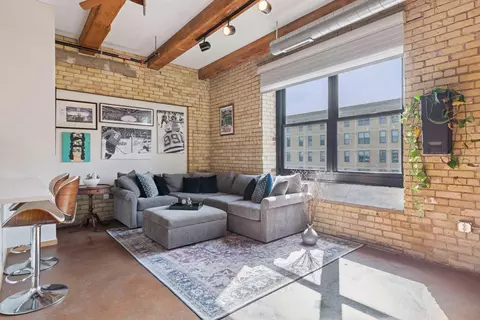 406 Wacouta St #601, Saint Paul, MN 55101