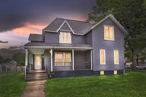 407 N Mantorville Ave, Kasson, MN 55944
