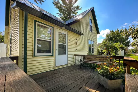108 Central Ave S, Bertha, MN 56437