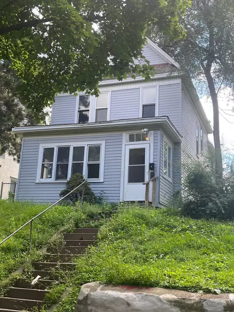 818 Edmund Ave, Saint Paul, MN 55104