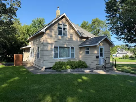 409 Oak St, Rockville, MN 56369
