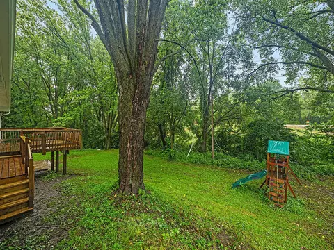 Exterior - 517 Ladonna Ln, Faribault, MN 55021 photo 5 of 6