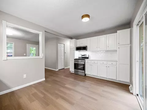 Kitchen - 517 Ladonna Ln, Faribault, MN 55021 photo 2 of 6