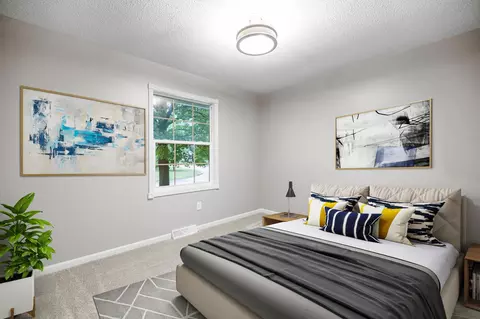 Bedroom - 517 Ladonna Ln, Faribault, MN 55021 photo 2 of 7