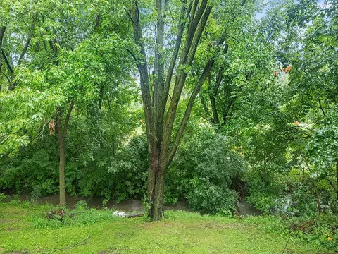 Exterior - 517 Ladonna Ln, Faribault, MN 55021 photo 6 of 6