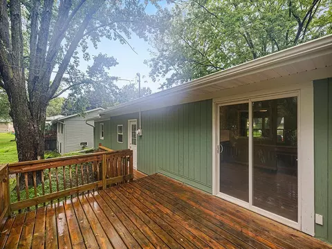 Exterior - 517 Ladonna Ln, Faribault, MN 55021 photo 2 of 6