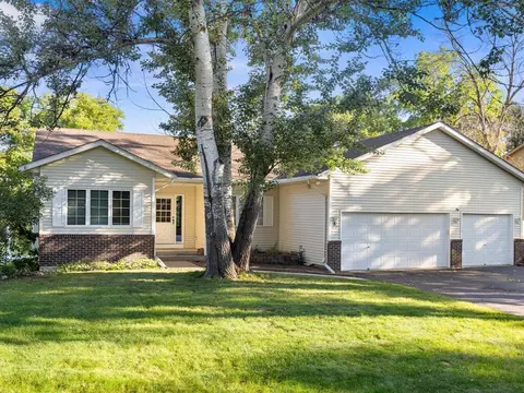 1200 Aspen Dr, Burnsville, MN 55337