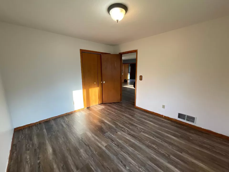Bedroom - 37276 Willow Rd N, Laporte, MN 56461 photo 4 of 6