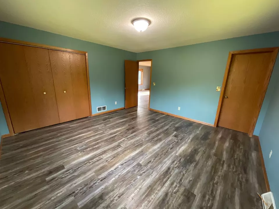 Bedroom - 37276 Willow Rd N, Laporte, MN 56461 photo 2 of 6