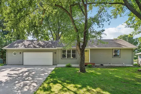 6852 161st St W, Rosemount, MN 55068