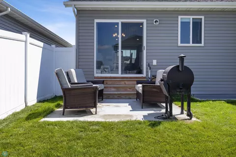 7315 27th St S, Fargo, ND 58104 photo 24