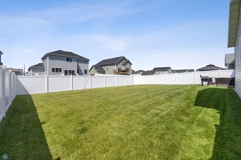 7315 27th St S, Fargo, ND 58104 photo 25
