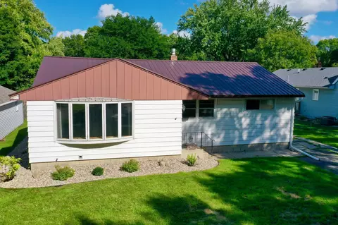 1519 9th St SW, Willmar, MN 56201 photo 2