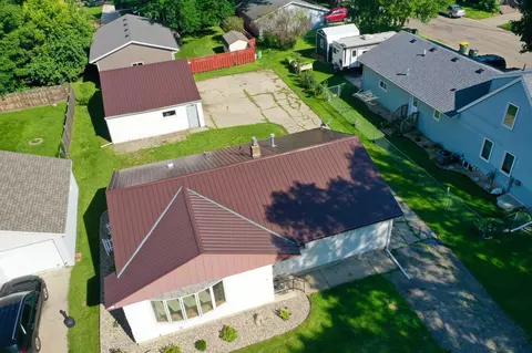 1519 9th St SW, Willmar, MN 56201