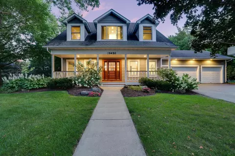 18426 Erin Bay, Eden Prairie, MN 55347