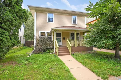 61 George St E, Saint Paul, MN 55107