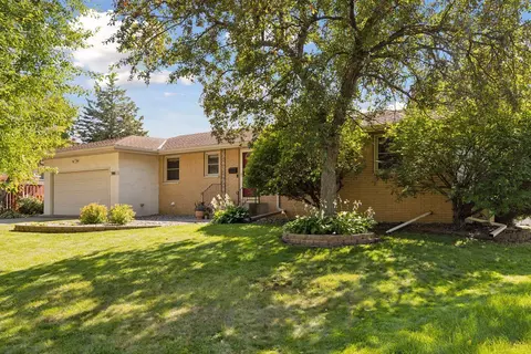 3981 Zealand Ave N, New Hope, MN 55427