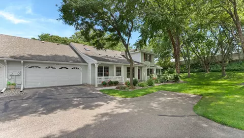 4528 S Mallard Trl, Eagan, MN 55122