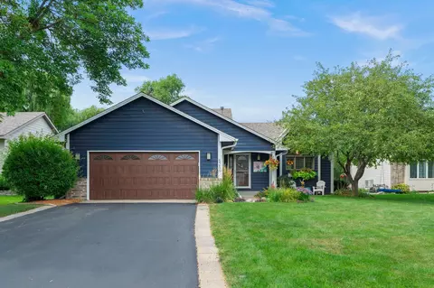5266 River Wood Dr, Savage, MN 55378