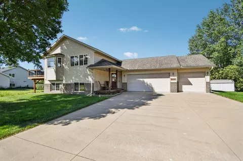 37838 Hawthorne Ave, North Branch, MN 55056