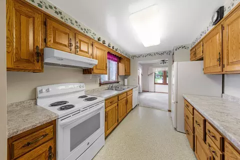 Kitchen - 310 3rd Ave SW, Faribault, MN 55021 photo 4 of 8