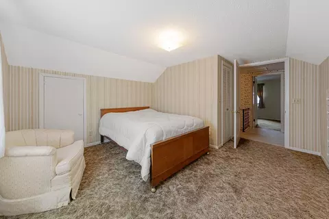 Bedroom - 310 3rd Ave SW, Faribault, MN 55021 photo 4 of 7