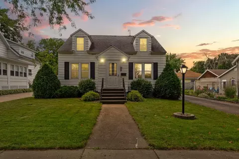 310 3rd Ave SW, Faribault, MN 55021