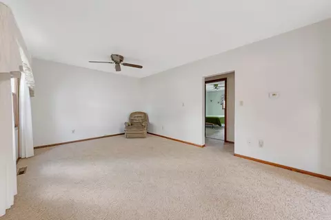 Living - 310 3rd Ave SW, Faribault, MN 55021 photo 2 of 4