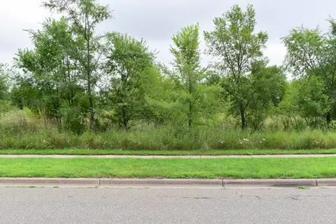 1406 23rd St NE, Saint Cloud, MN 56304