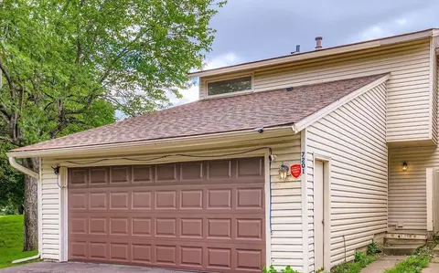 7201 Perry Ct E, Brooklyn Center, MN 55429