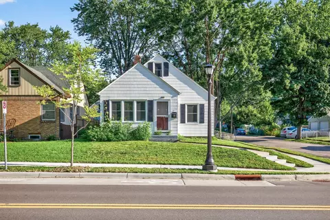 31 Annapolis St E, Saint Paul, MN 55118