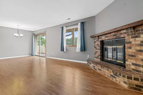 4187 Hilltop Pt #4187, Eagan, MN 55123