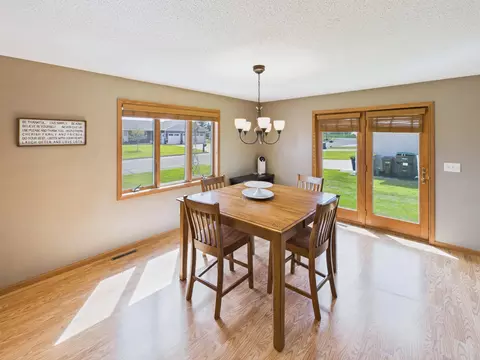 111 9th St SE, Freeport, MN 56331 photo 8