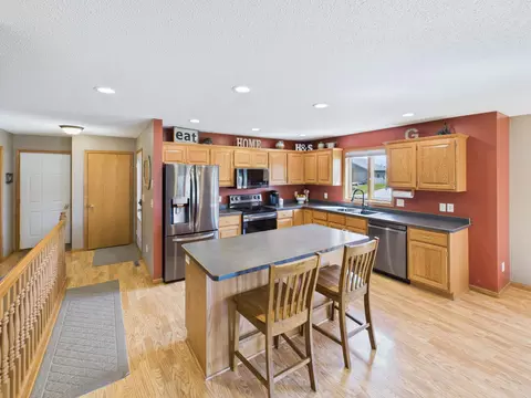 111 9th St SE, Freeport, MN 56331 photo 5
