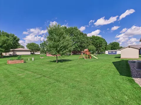 111 9th St SE, Freeport, MN 56331 photo 24